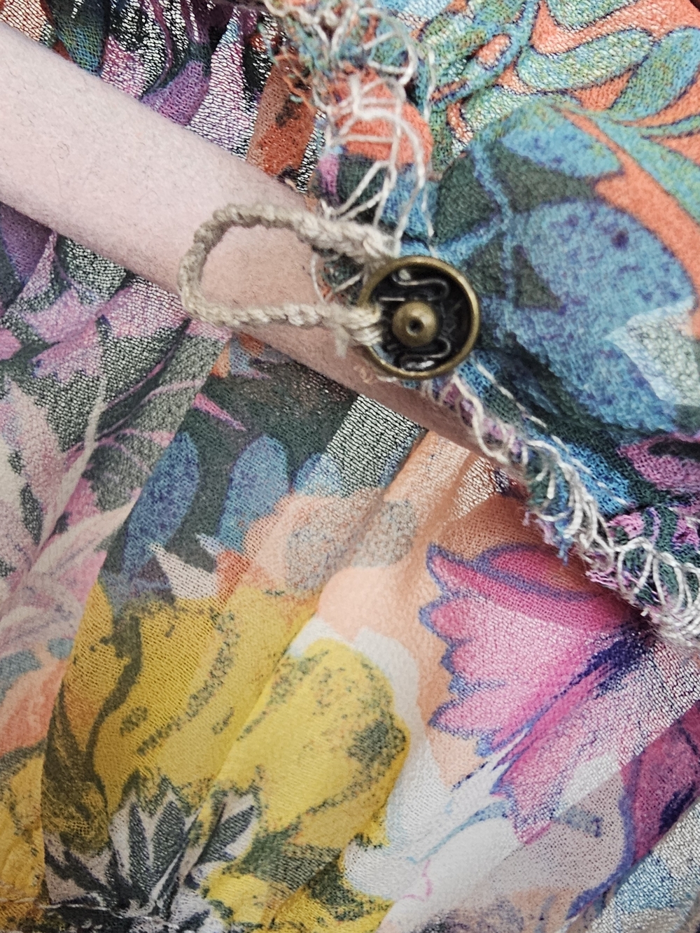 Akemi + Kin Colorful Floral Print Dress - XS - Picture 11 of 12